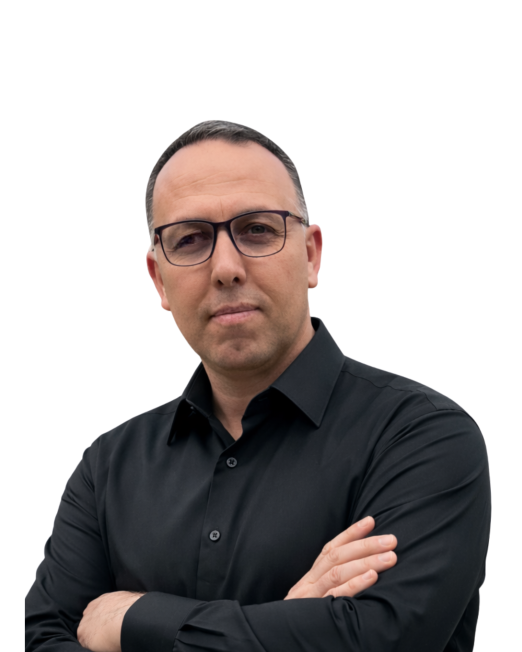 Agron Veliu- Përgjegjës për Laborator- Ekspert për SShP